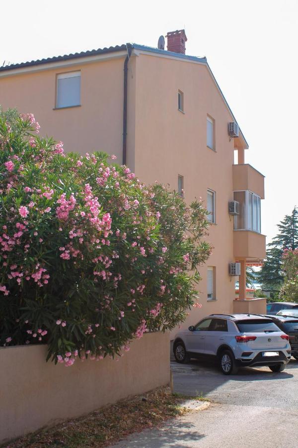 Apartment Loly เมดูลิน ภายนอก รูปภาพ