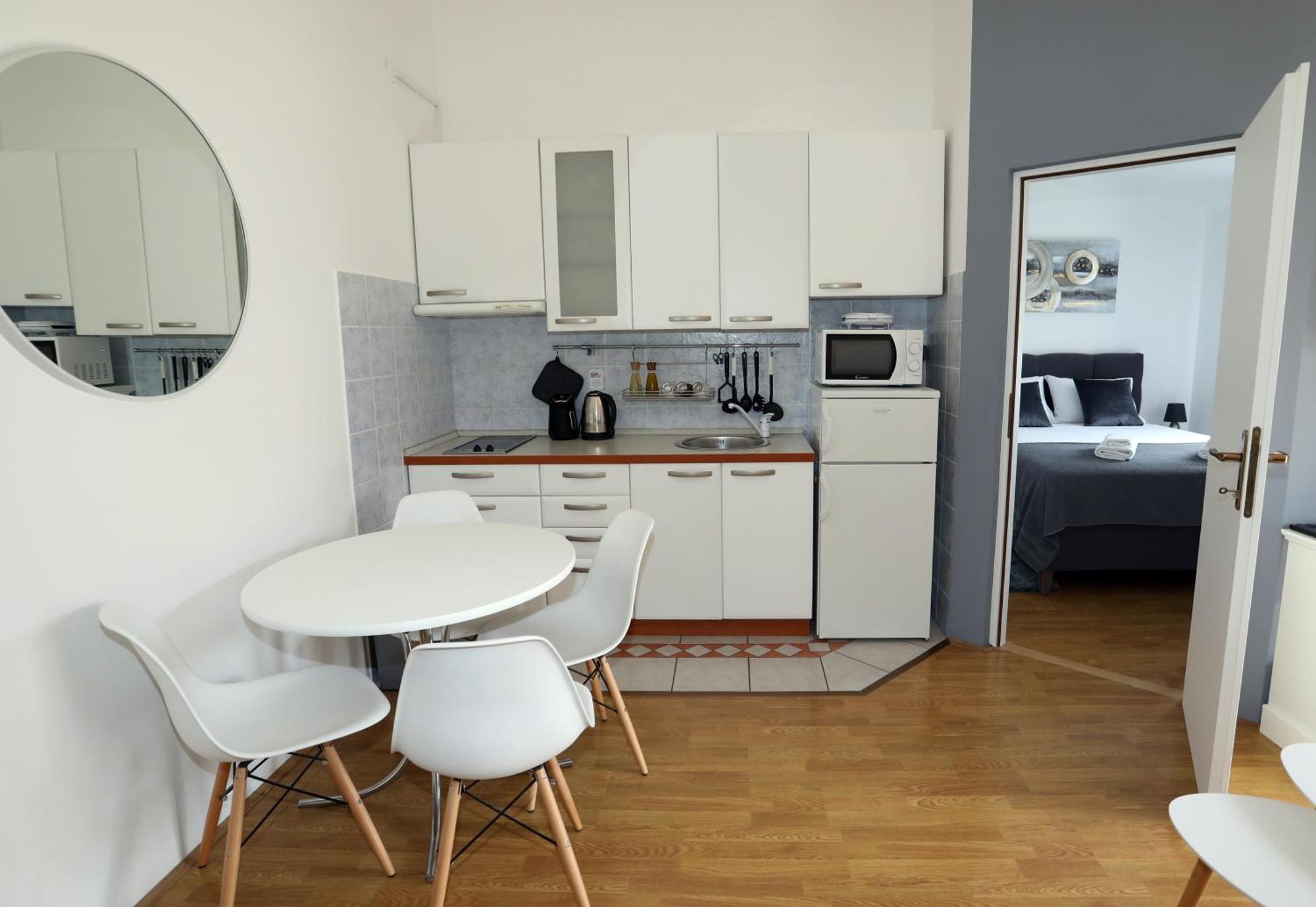 Apartment Loly เมดูลิน ภายนอก รูปภาพ